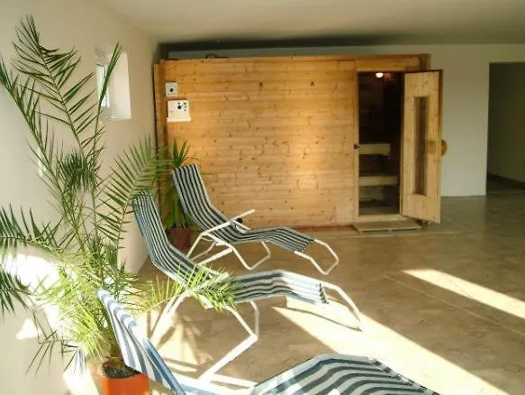 בית הארחה Zoldhaz Bio Panzio גיינסדיאס